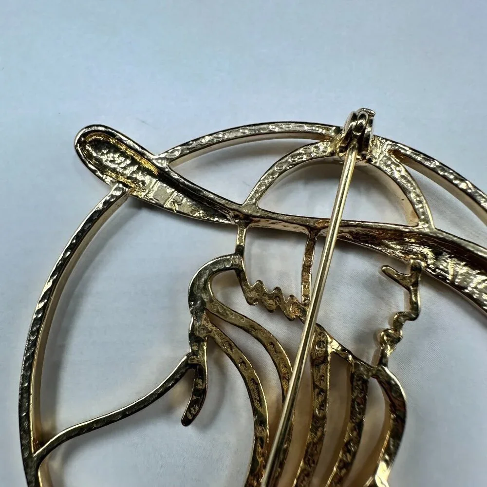 Vintage Lady Remington Brooch Gold Tone Abstract Modernist Circle Figural Design